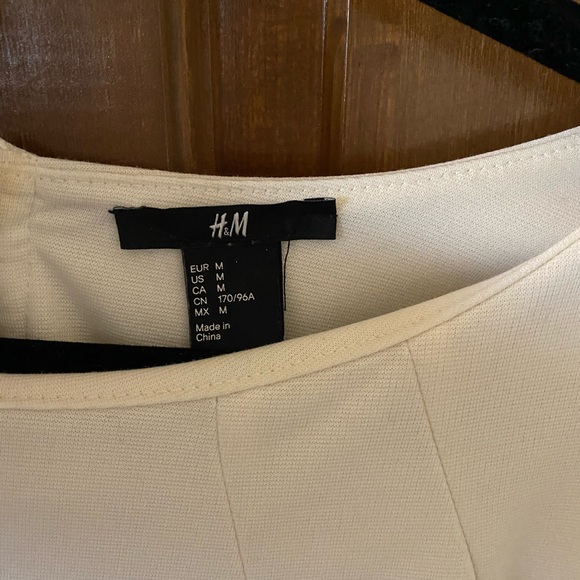 H & M striped shift dress - Picture 2 of 4